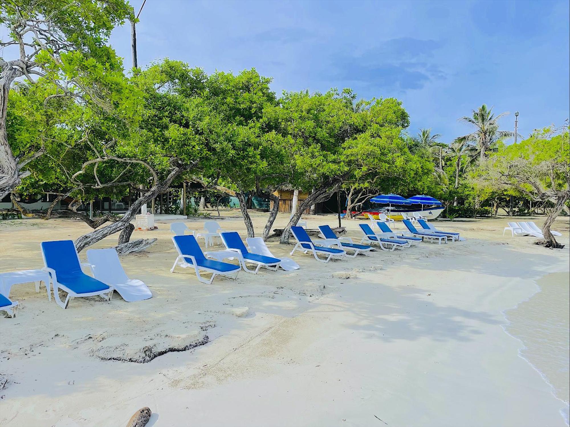 Hotel Carey Beach Isla de Baru Exterior foto
